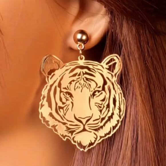 Cincinnati Bengals Tiger Gold Earrings - Picture 1 of 2